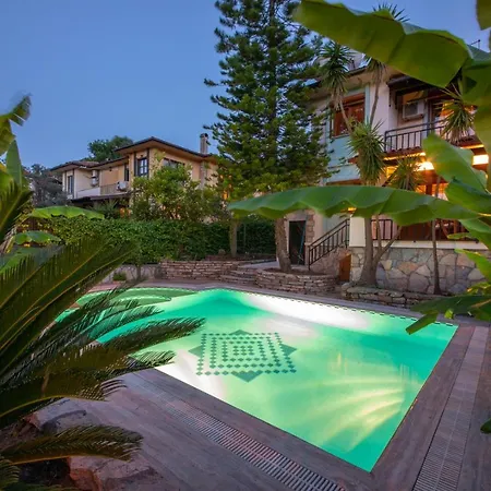 Otantik Daily Weekly Villa Marmaris